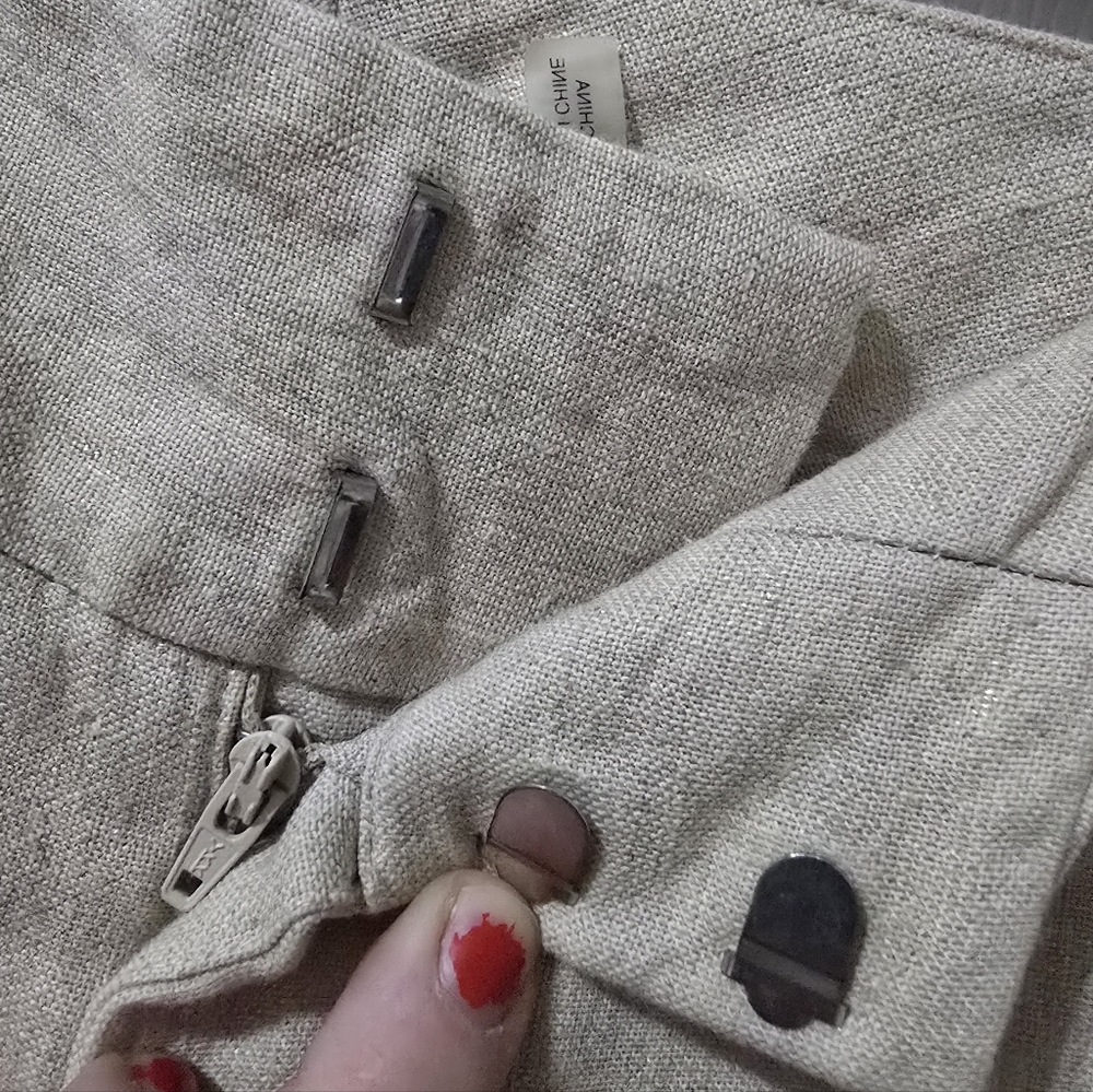 Alice + Olivia Linen Blend Low Rise Cuffed Chino Micro Shorts, Size 2, EUC! - Picture 10 of 13